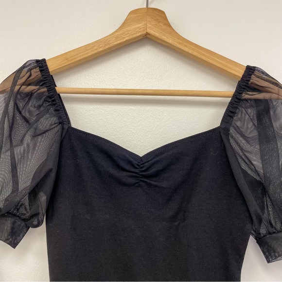 MADE TO STAND OUT BLACK MESH PUFF SLEEVE BODYSUIT - Picture 3 of 7